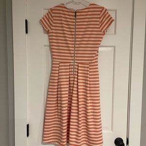De Collection Dress- worn once. Size Small.